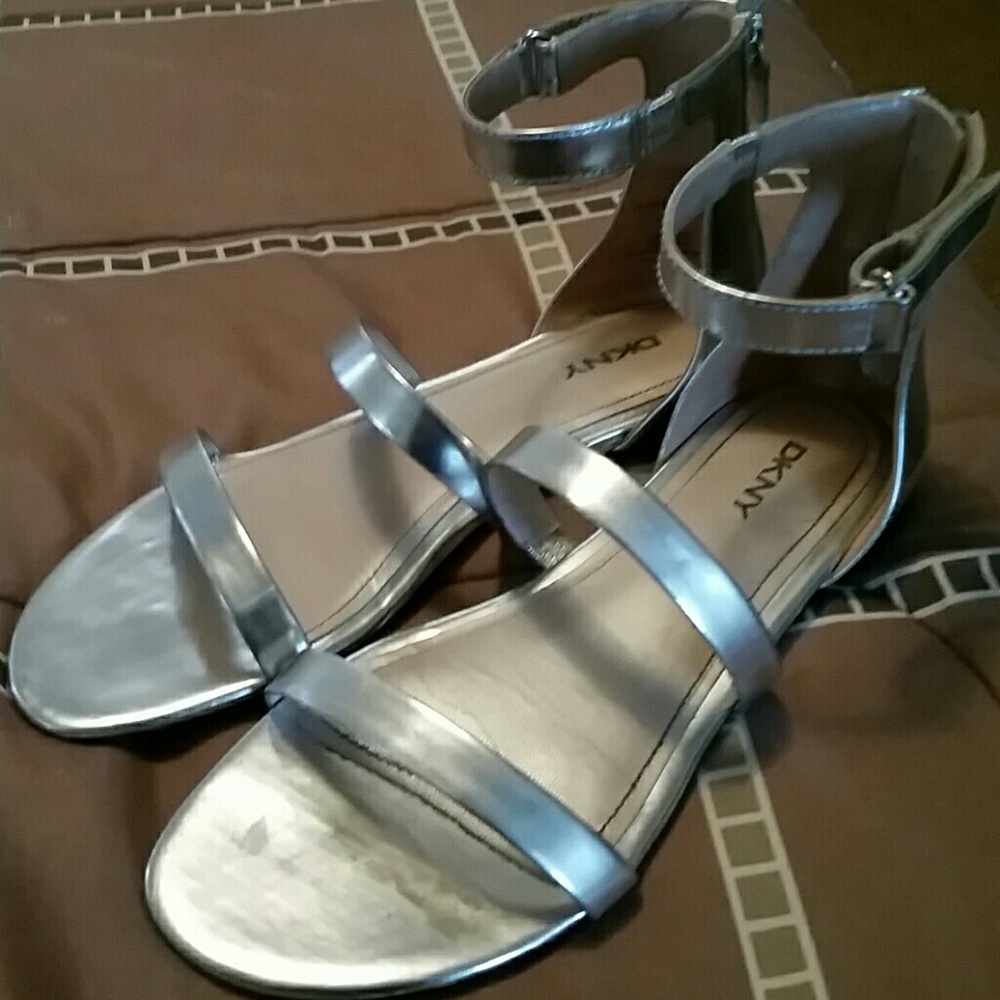 DKNY metallic Sandals